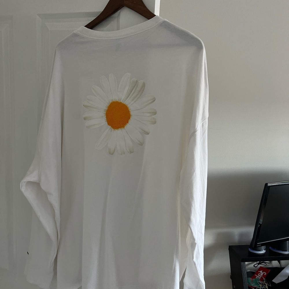 White Nike XL Shirt